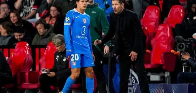 مانشستر يونايتد يراقب جوليانو سيميوني تمهيدًا لضمه من أتلتيكو مدريد
